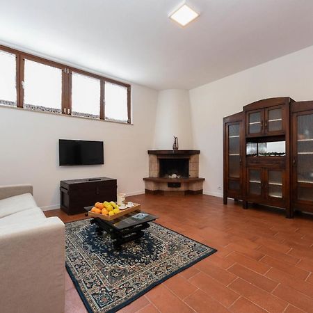 Appartamento Isi Salo Exterior photo